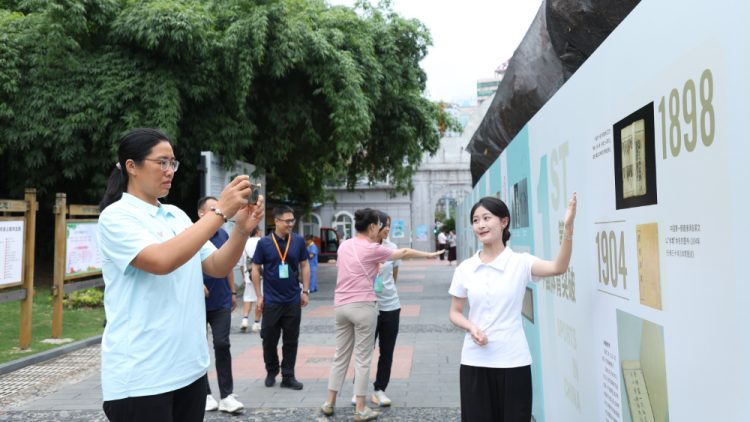 1760947823-7af1481fa61ab9b