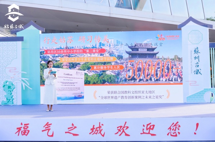 1764347089-7ca8fea7f84ee7b